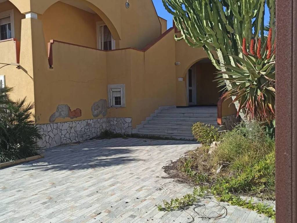 Villa a Noto in Viale Vitaliano Dilorenzo, 27 - Foto 3