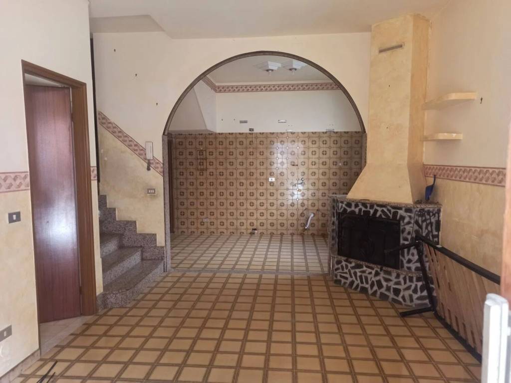 Villa a Pachino in Via Savonarola Girolamo, 188 - Foto 2