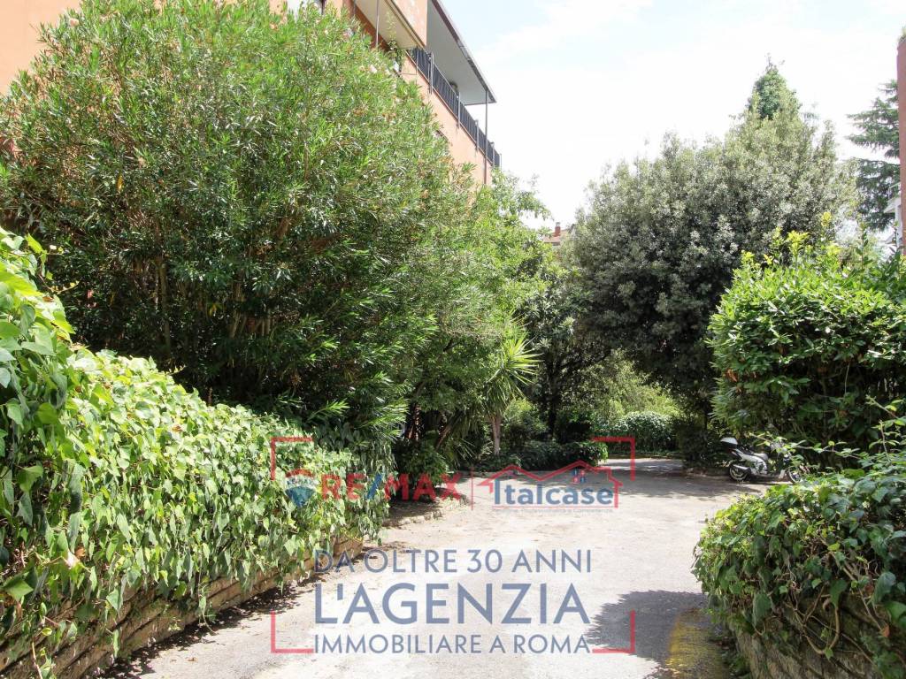 Appartamento a Roma in Via Misurina, 97 - Foto 4