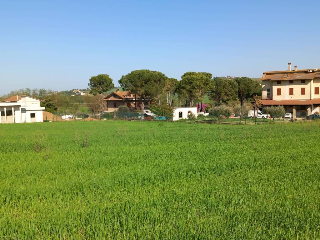 Terreno a Osimo in Via Fratte - Foto 3