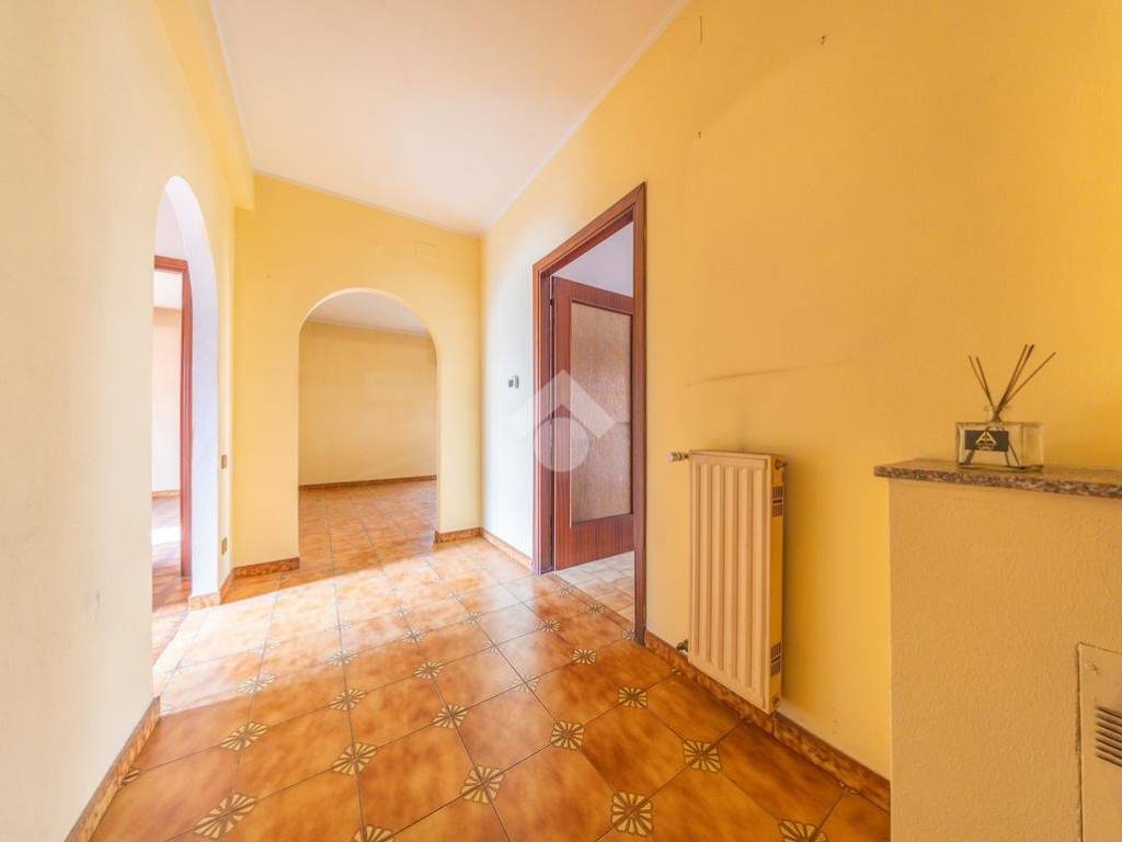 Appartamento a Albano laziale in Via Siena, 13 - Foto 2