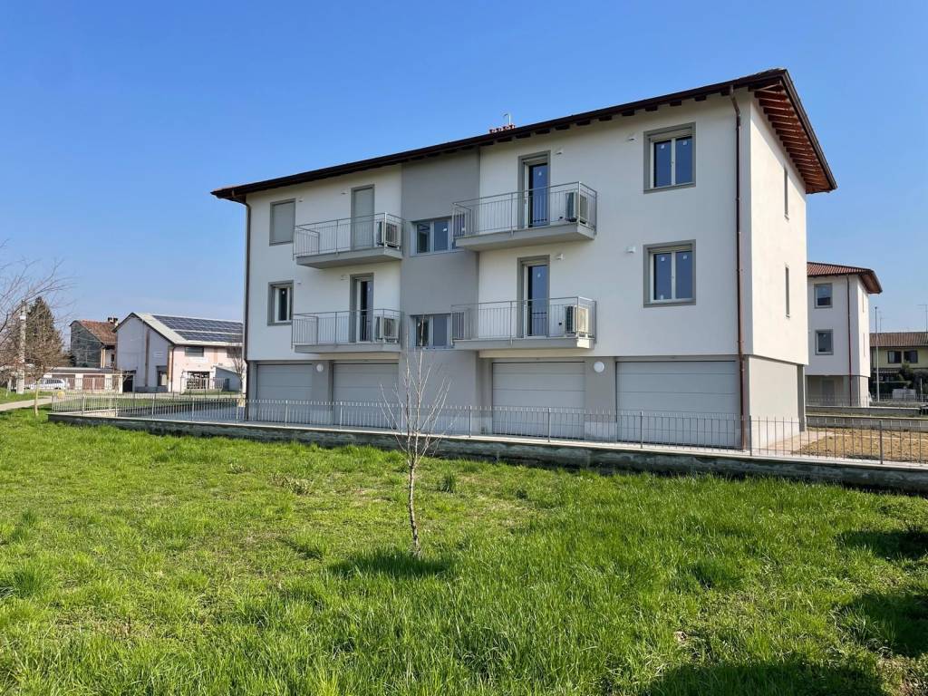 Appartamento a Vailate in Via Alcide De Gasperi - Foto 2