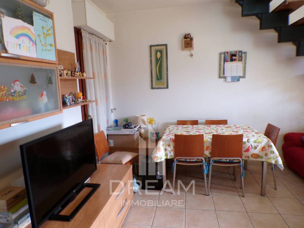 Appartamento a Quartu sant'elena in via Monti - Foto 5