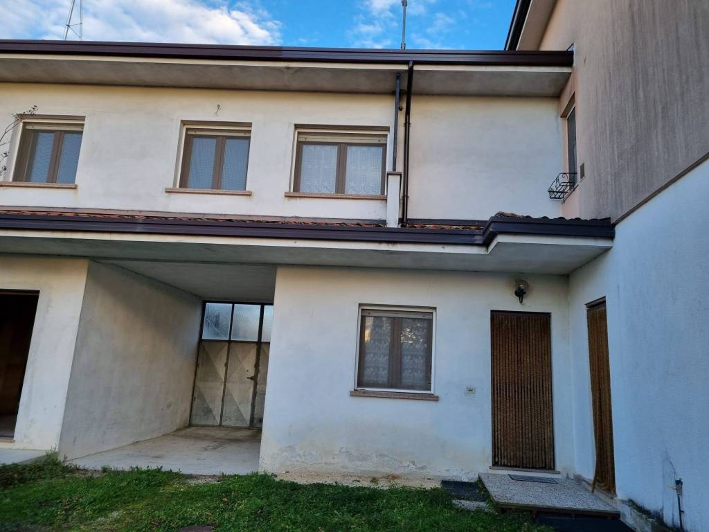 Rustico / casale a Latisana in Via Edmondo De Amicis - Foto 3