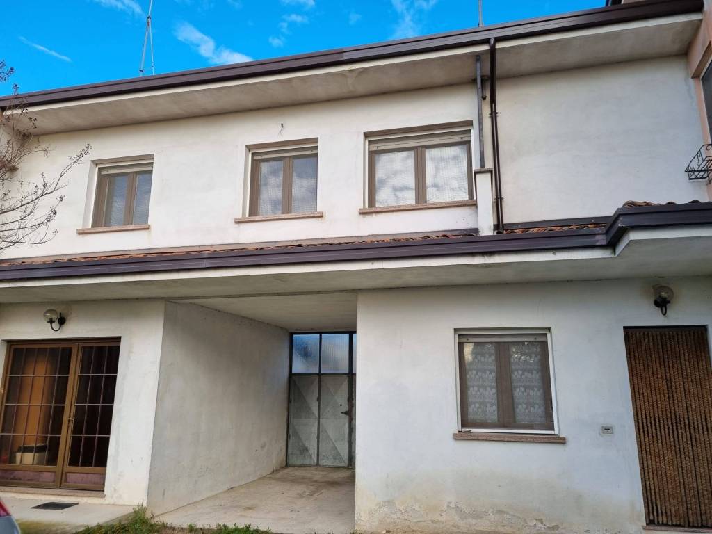 Rustico / casale a Latisana in Via Edmondo De Amicis - Foto 4