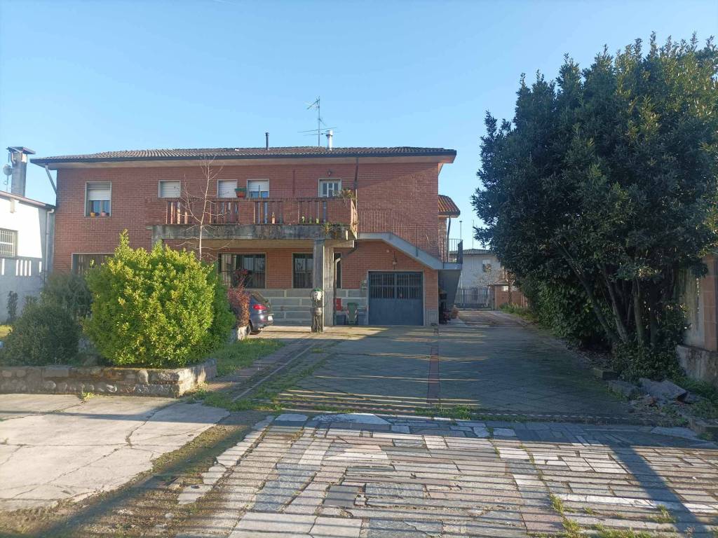 Palazzo / stabile a Lodi vecchio in Via Nazioni Unite, 8 - Foto 3