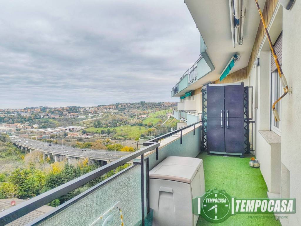 Appartamento a Ancona in Via Colle Verde - Foto 5