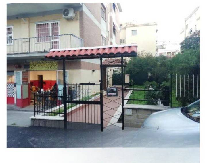 Appartamento a Roma in Via Alessandro d'Ancona, 36 - Foto 2