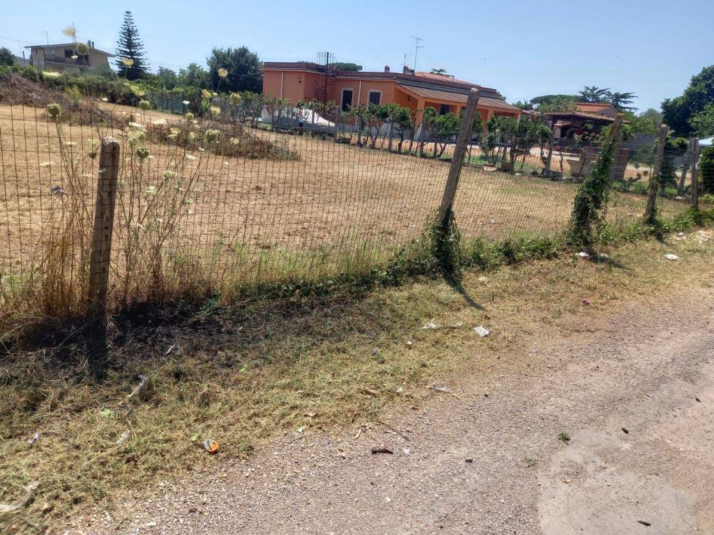 Terreno a Aprilia in Via Etna - Foto 4