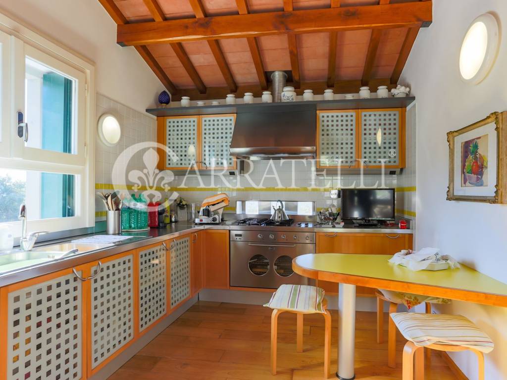 Villa a Sarzana in Via Monte D'Armolo, 6 - Foto 5