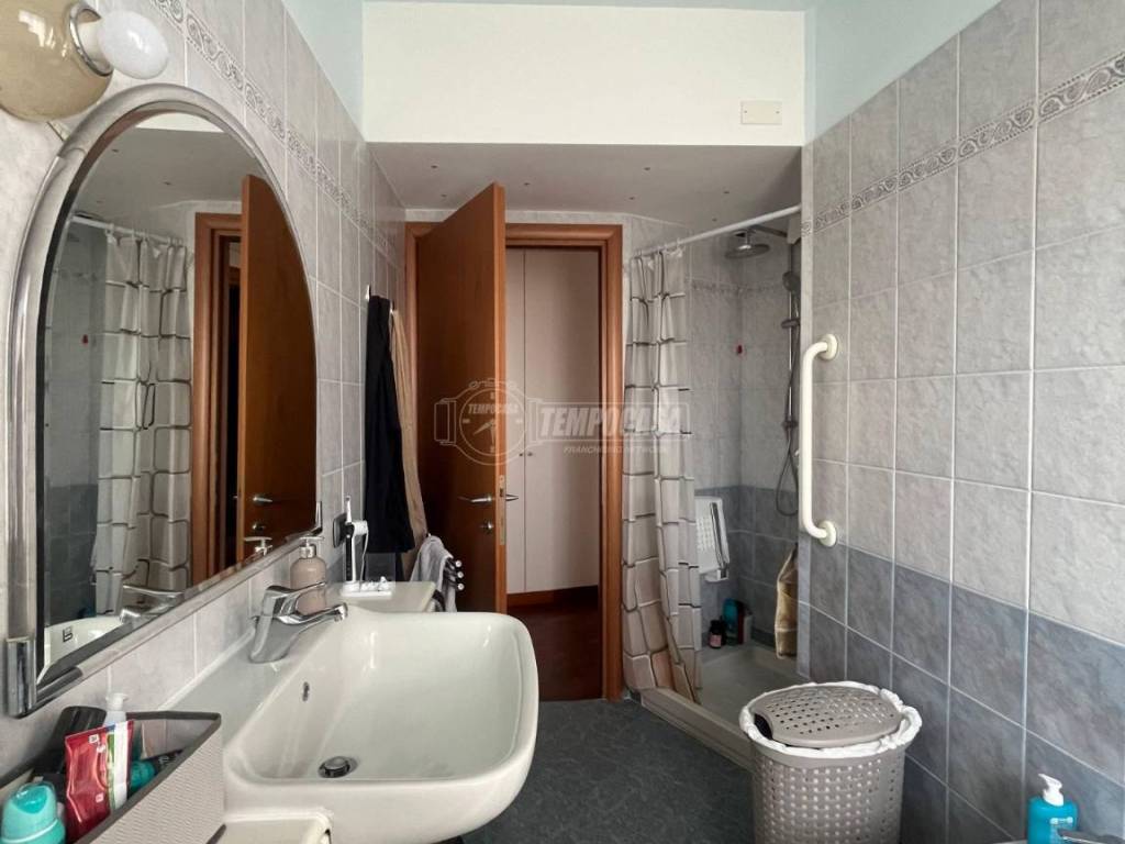 Appartamento a Castellanza in Via Brambilla 4 - Foto 3