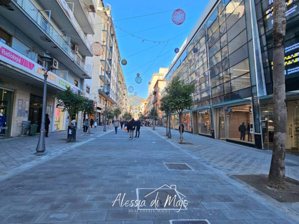 Immobile a Salerno in Corso Vittorio Emanuele - Foto 2