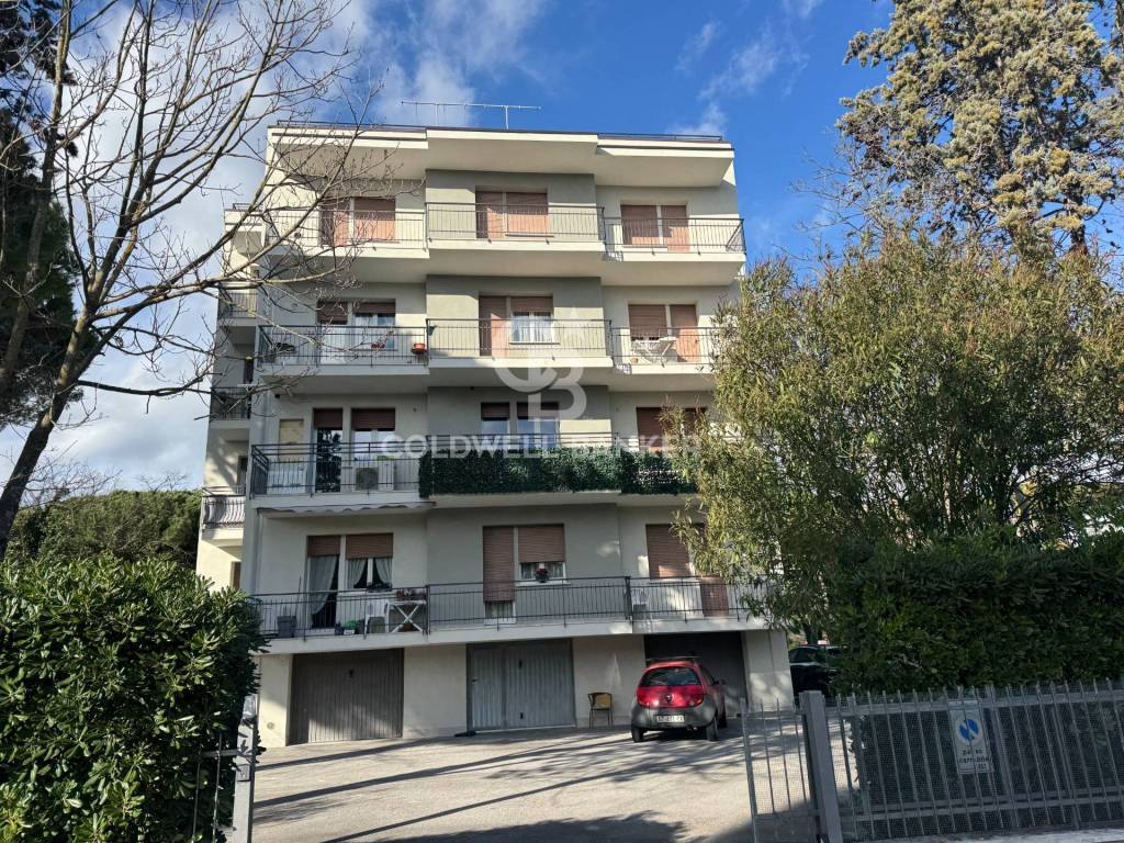 Attico / mansarda a Riccione in Viale Romagna, 46 - Foto 3