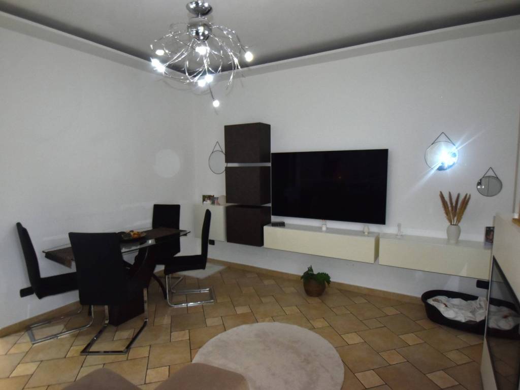 Appartamento a Vercelli in Strada Olcenengo - Foto 4