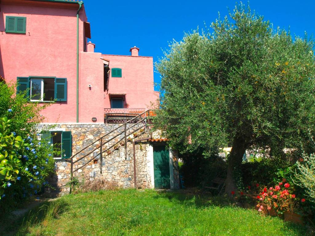 Villetta a schiera a Finale ligure in Via dei Navigatori, 111 - Foto 4
