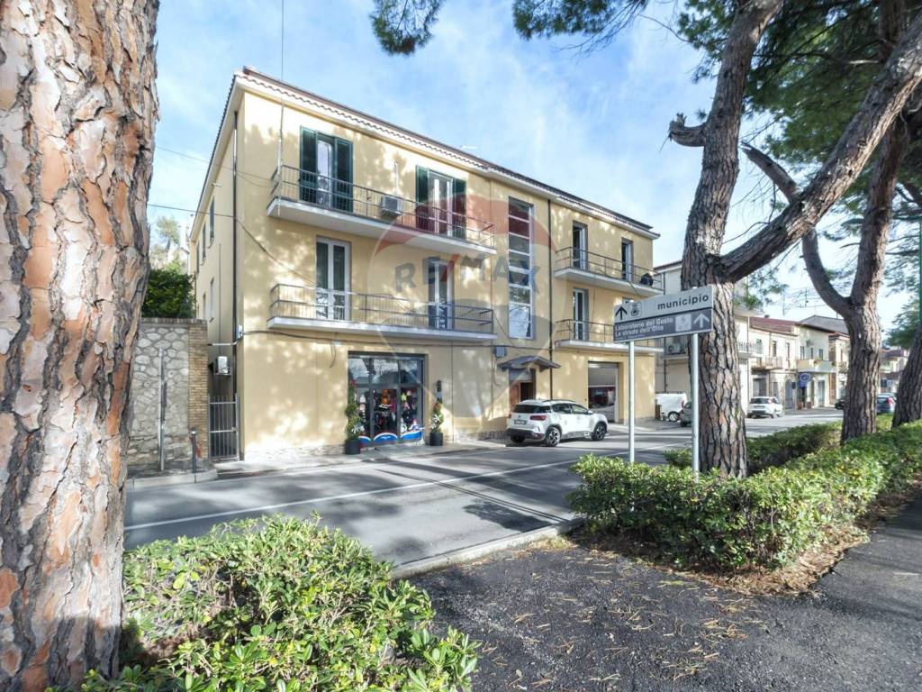 Appartamento a Penne in VIALE RINGA, 72 - Foto 2