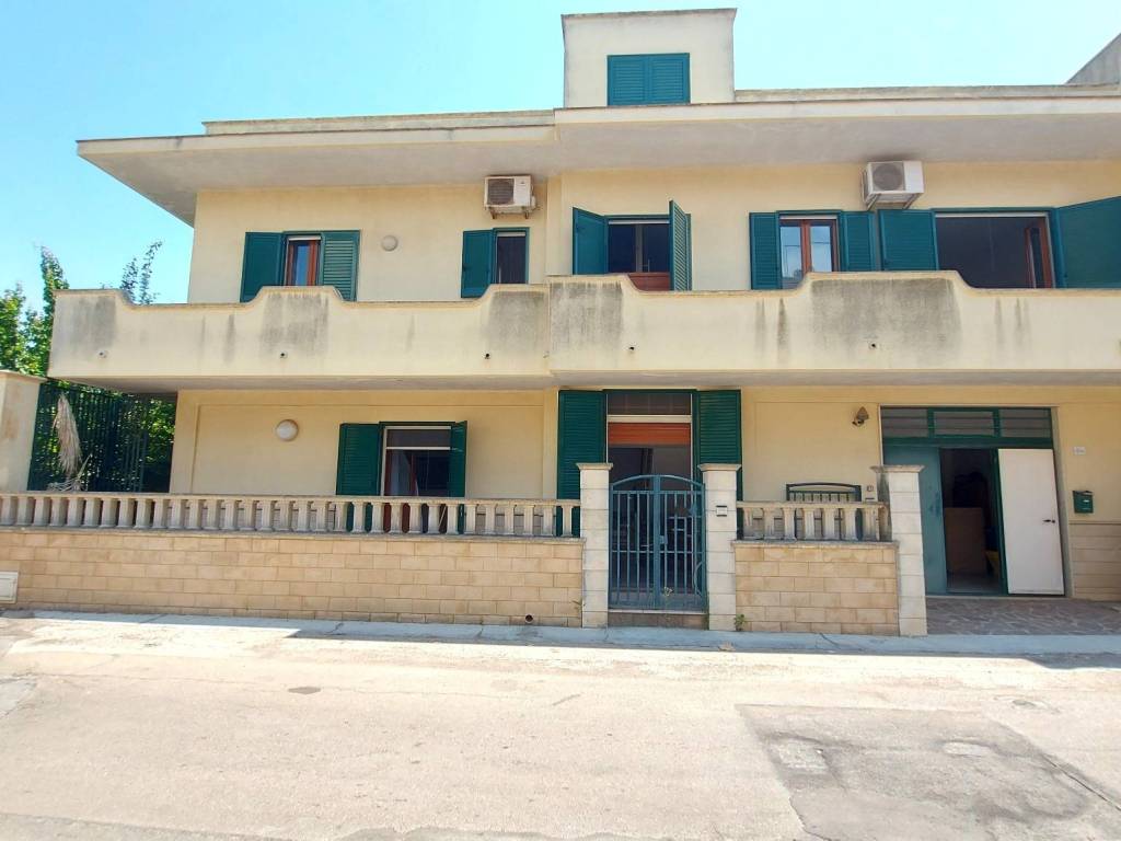 Casa indipendente a Taurisano in Via Filippo Bottazzi, 49 - Foto 2
