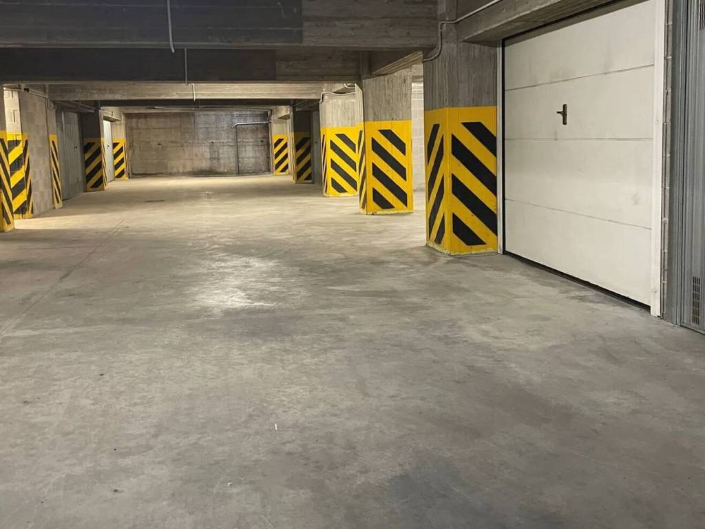 Box / garage a Frosinone in Via Cesare Terranova, 6 - Foto 2