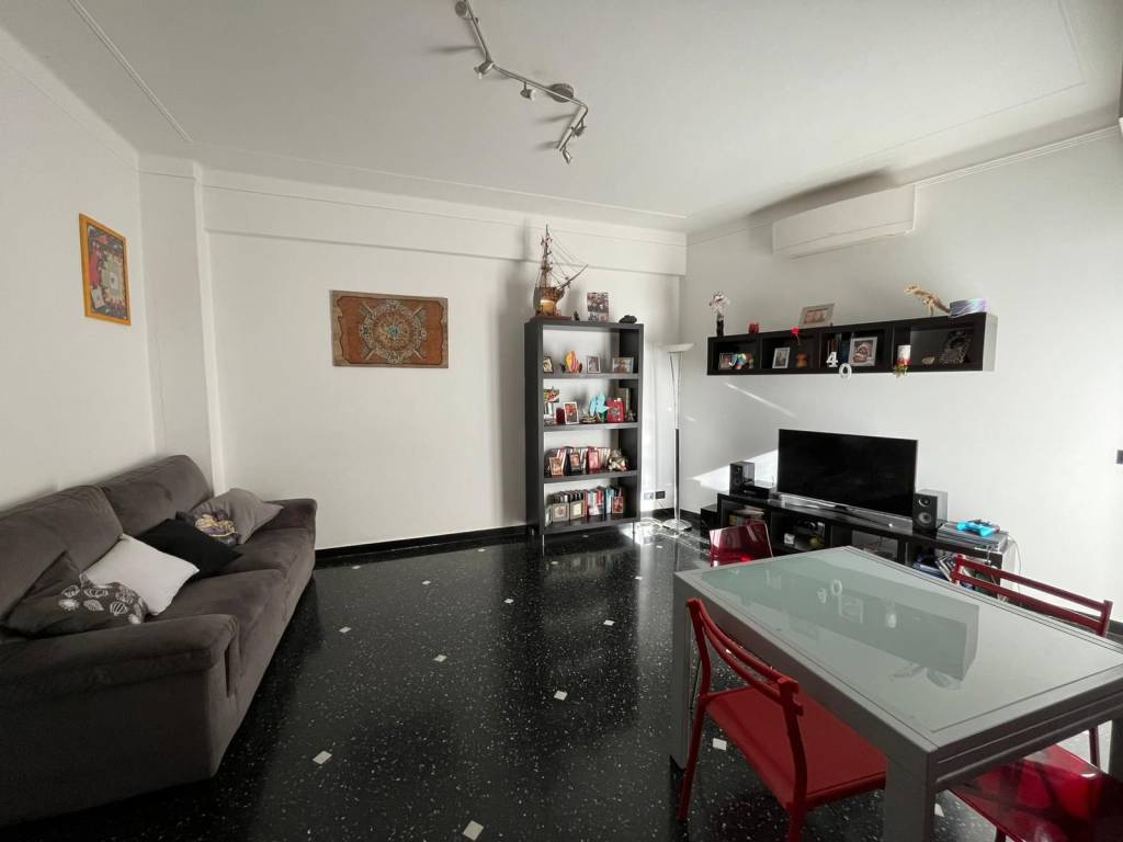 Appartamento a Genova in Via Antonio Sant'Elia, 41 - Foto 5