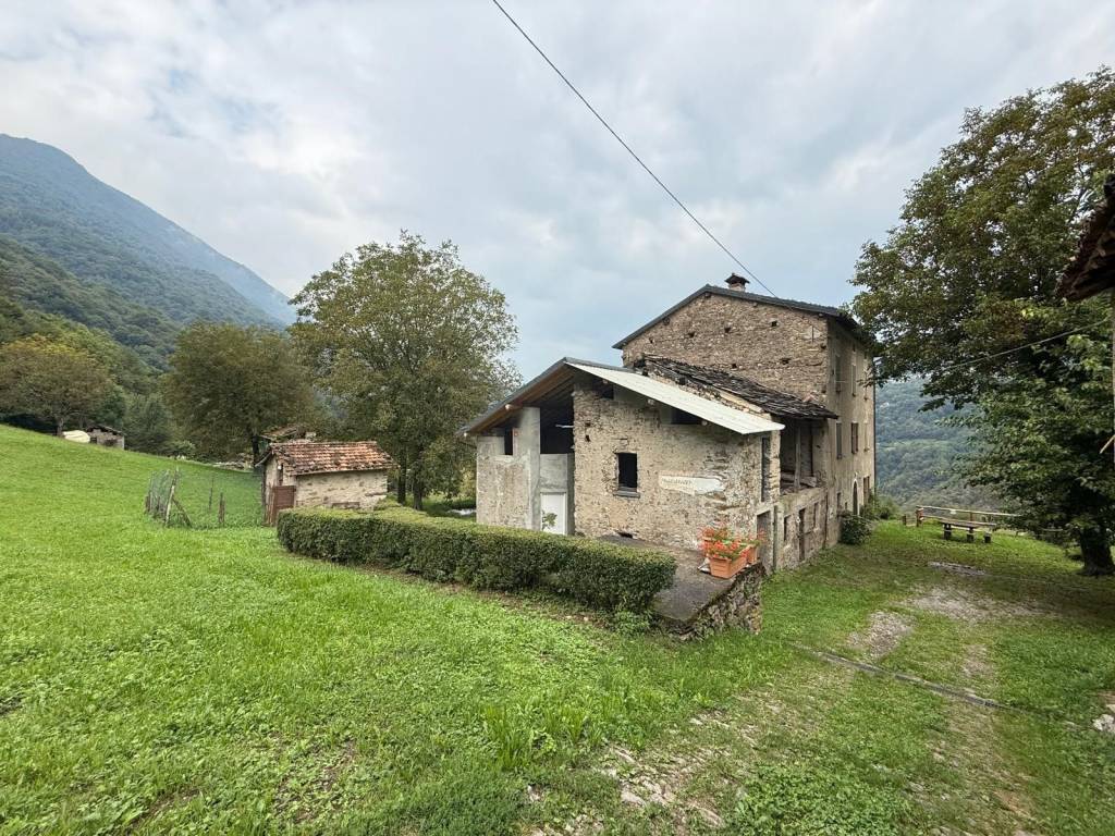 Rustico / casale a Parlasco in Via Nuova per Piazzo - Foto 3