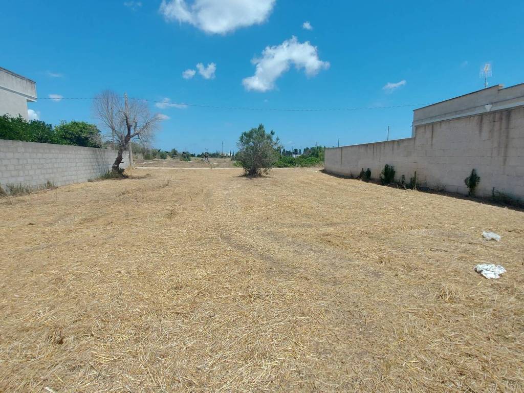 Terreno a Melendugno in Via Girolamo Comi - Foto 3