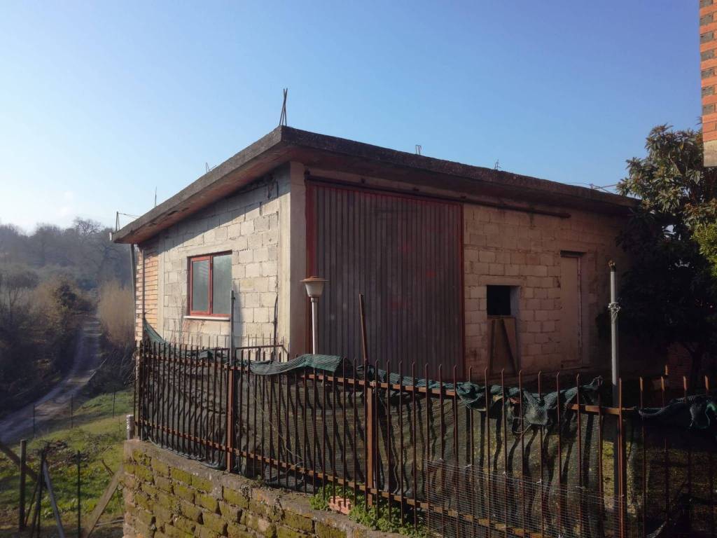 Villa a Ferentino in Via Fresine Vasciotte - Foto 2