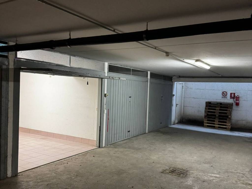 Box / garage a Lecco in Via Don Luigi Orione - Foto 4