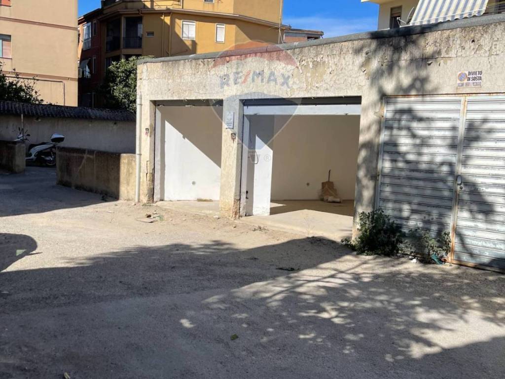 Box / garage a Caltanissetta in Via Senatore D'antona, 1 - Foto 3
