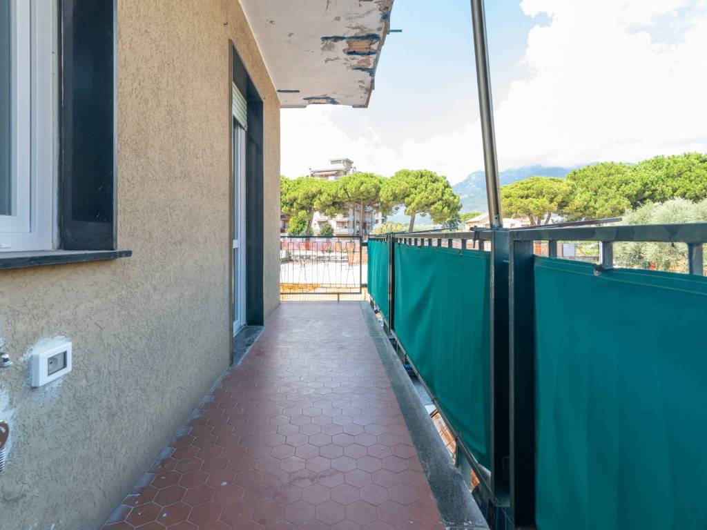 Appartamento a Borghetto santo spirito in Via Edmondo De Amicis - Foto 5