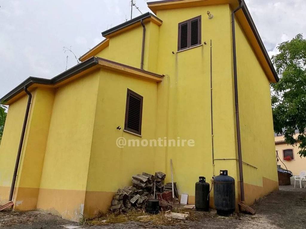 Villa a Pesco sannita in Viale Nucleo Simonini - Foto 4