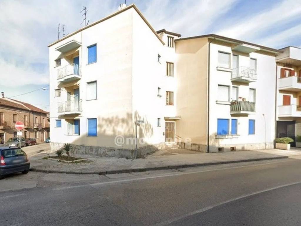 Appartamento a San giorgio del sannio in Via E. Riola, 3 - Foto 2