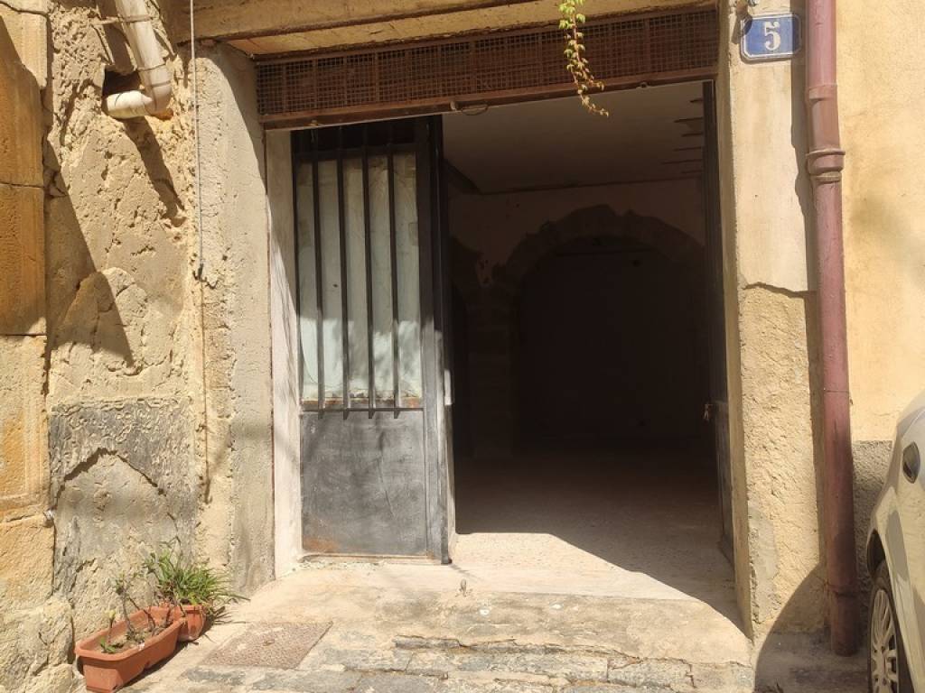 Box / garage a Caltagirone in Vico Vitale, 5 - Foto 4