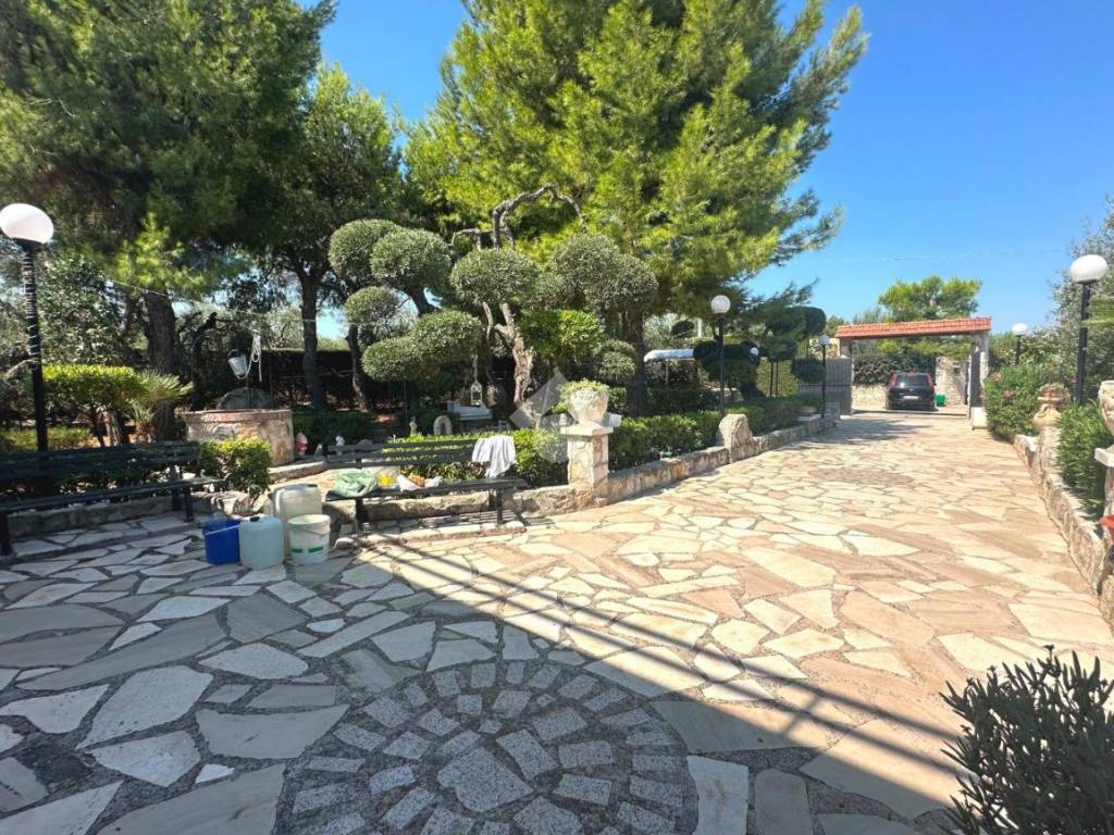Villa a Trani in Contrada Schinosa - Foto 3