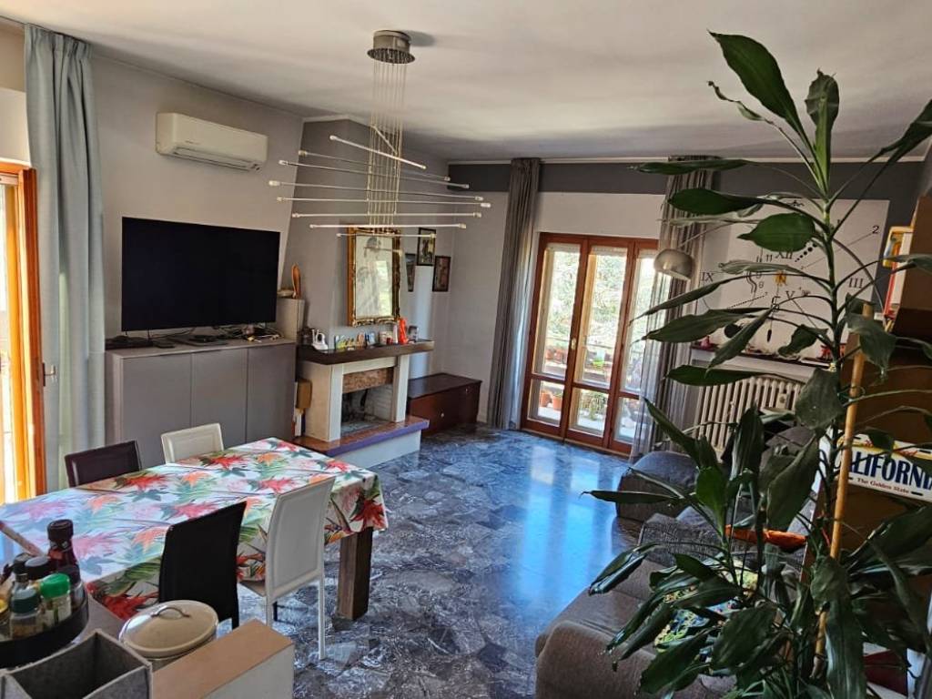 Appartamento a Civitanova marche in Via Ugo Foscolo, 60 - Foto 3