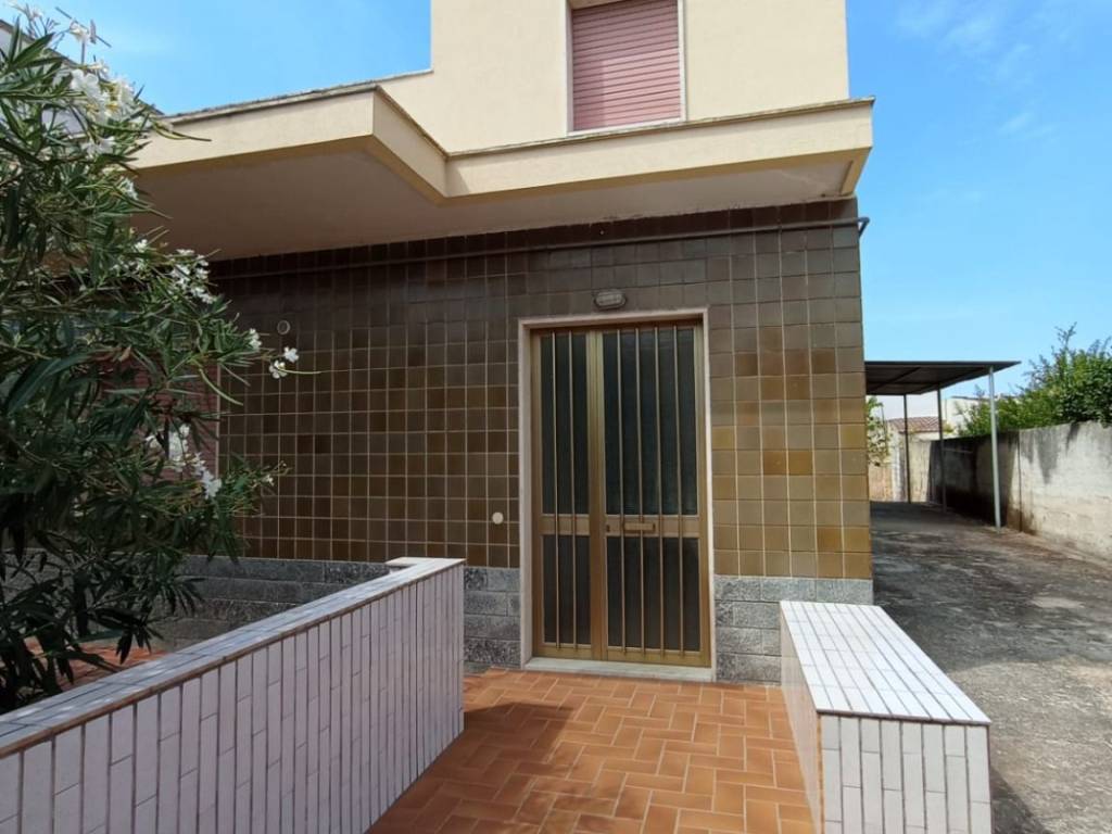 Villa a Pulsano in Via Raffaello Sanzio, 4 - Foto 3
