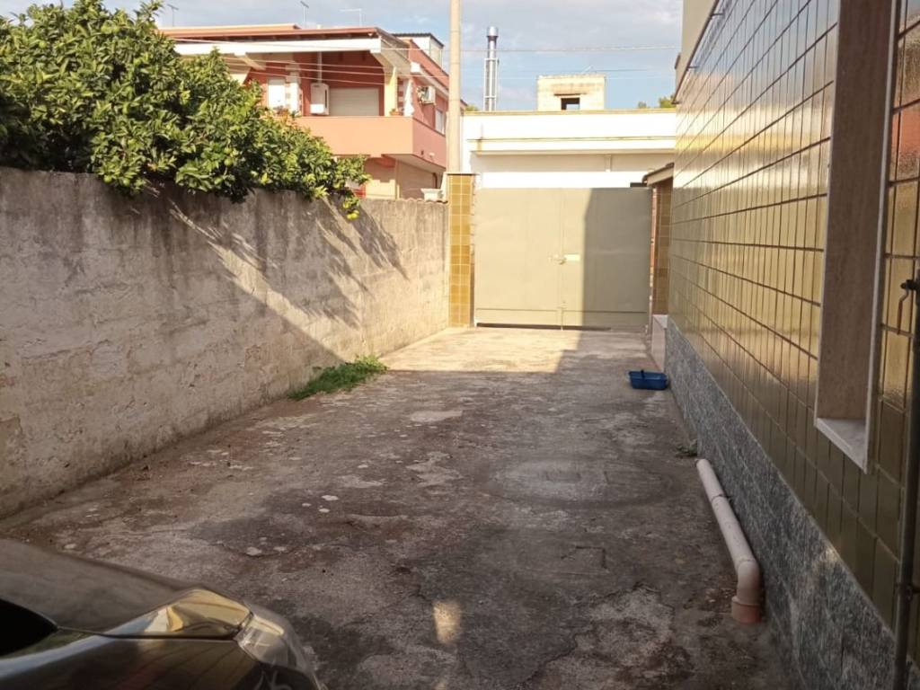 Villa a Pulsano in Via Raffaello Sanzio, 4 - Foto 5