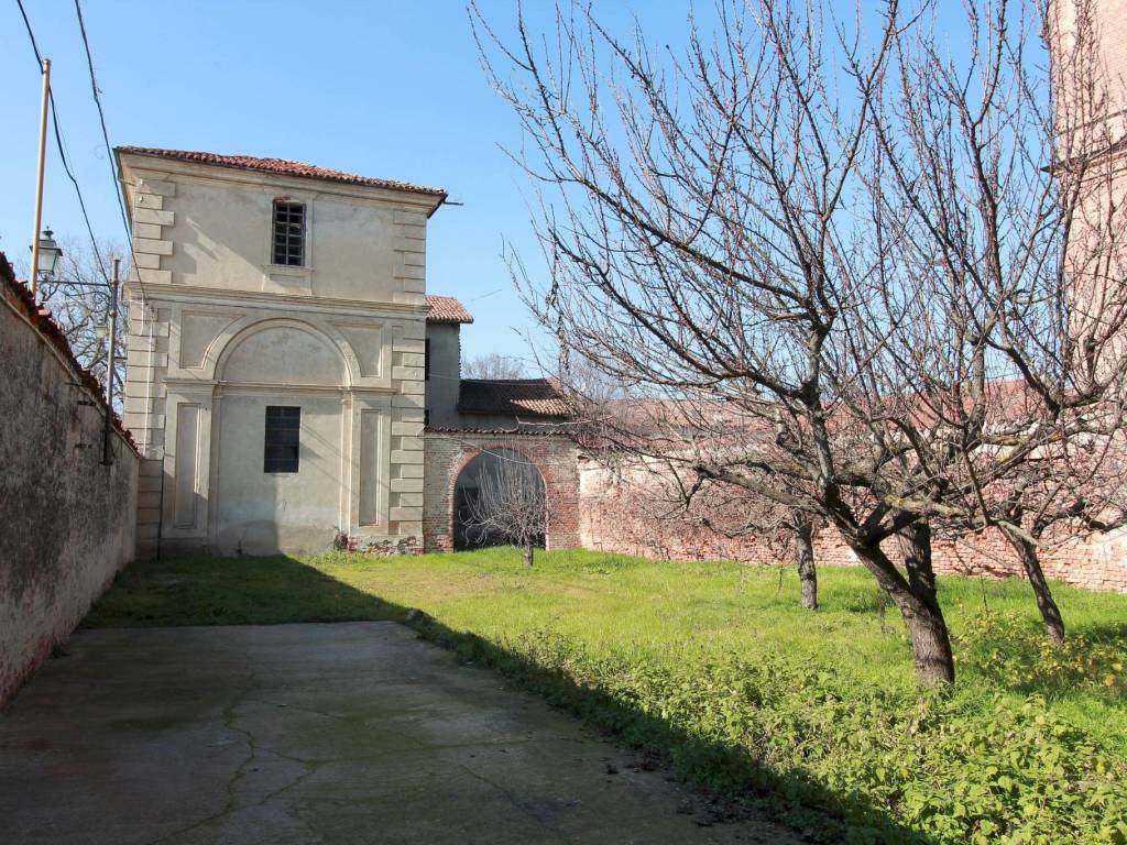 Palazzo / stabile a Monasterolo di savigliano in Piazza Castello, 1 - Foto 2