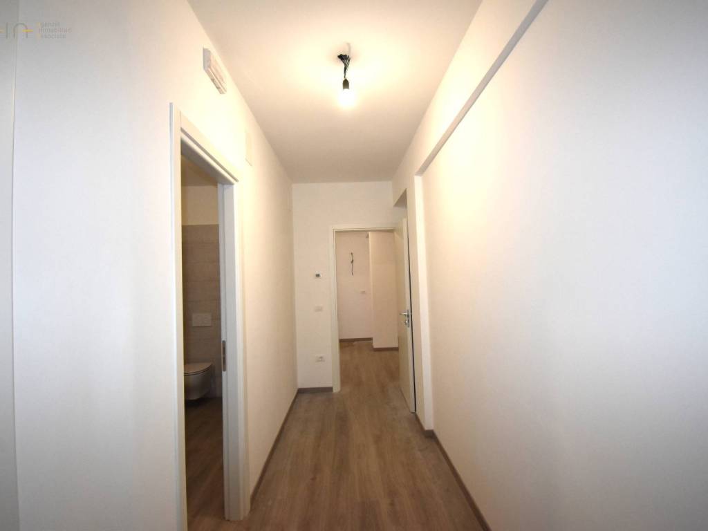 Appartamento a San benedetto del tronto in Via Francesco Crispi - Foto 4