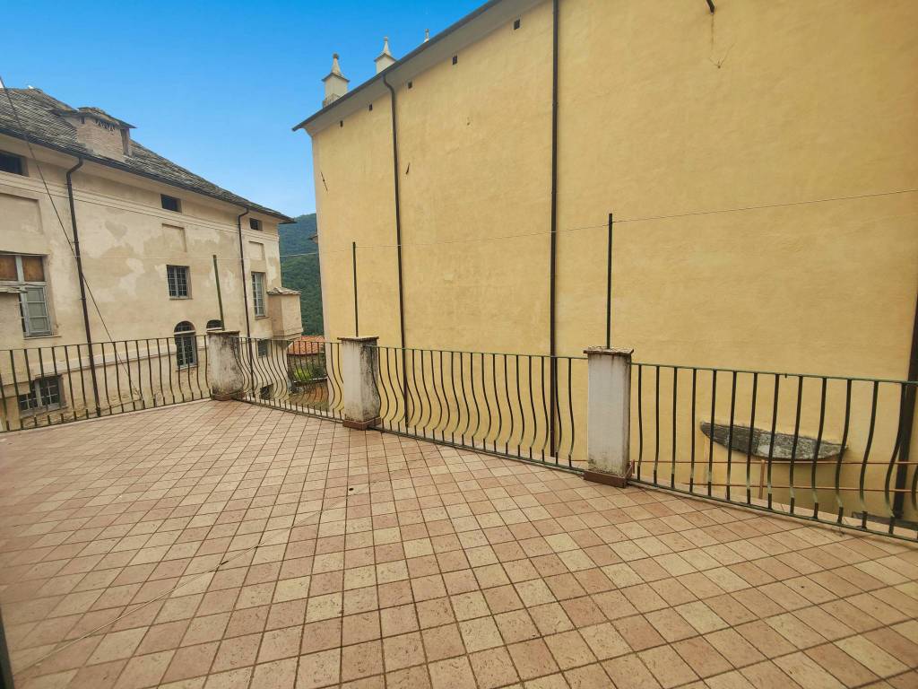 Appartamento a Rezzo in Via Castello - Foto 3