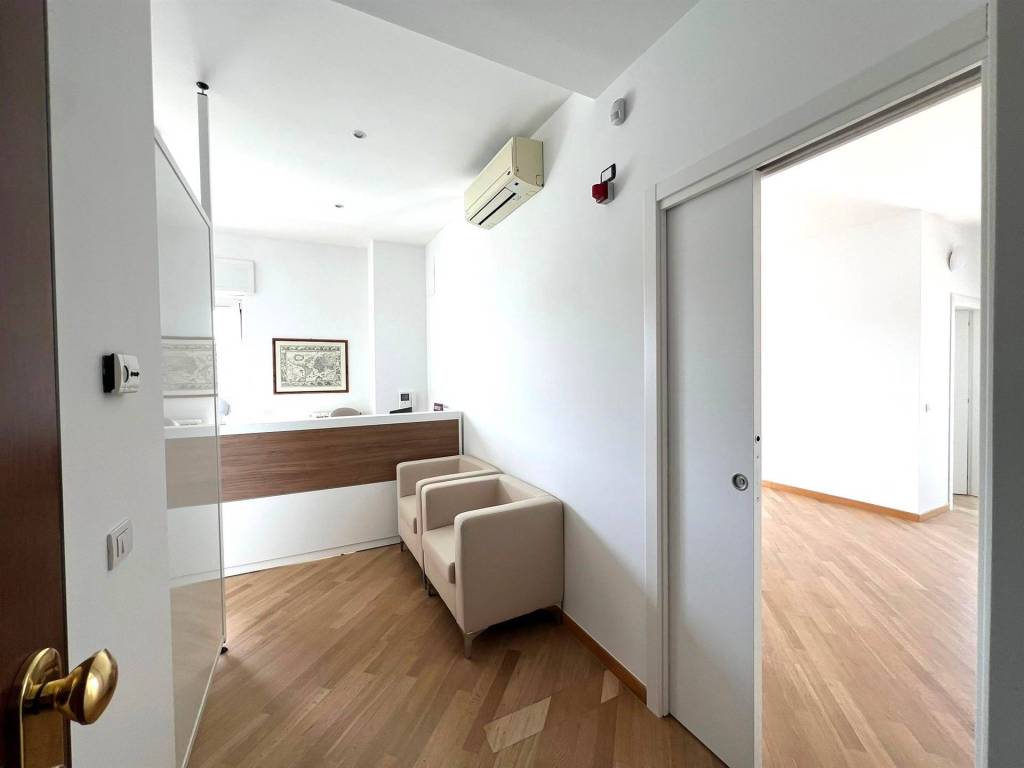 Appartamento a Bari in Via Beata Elia di San Clemente, 234 - Foto 4