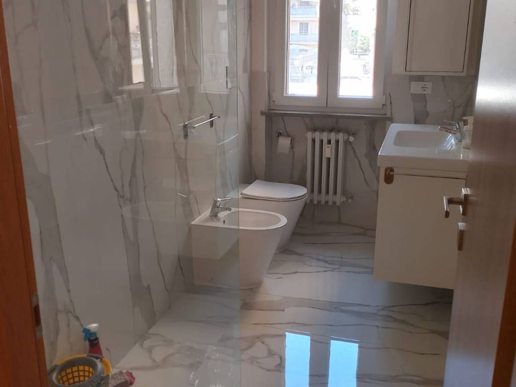 Appartamento a Pescara in Viale Vittoria Colonna, 40 - Foto 2