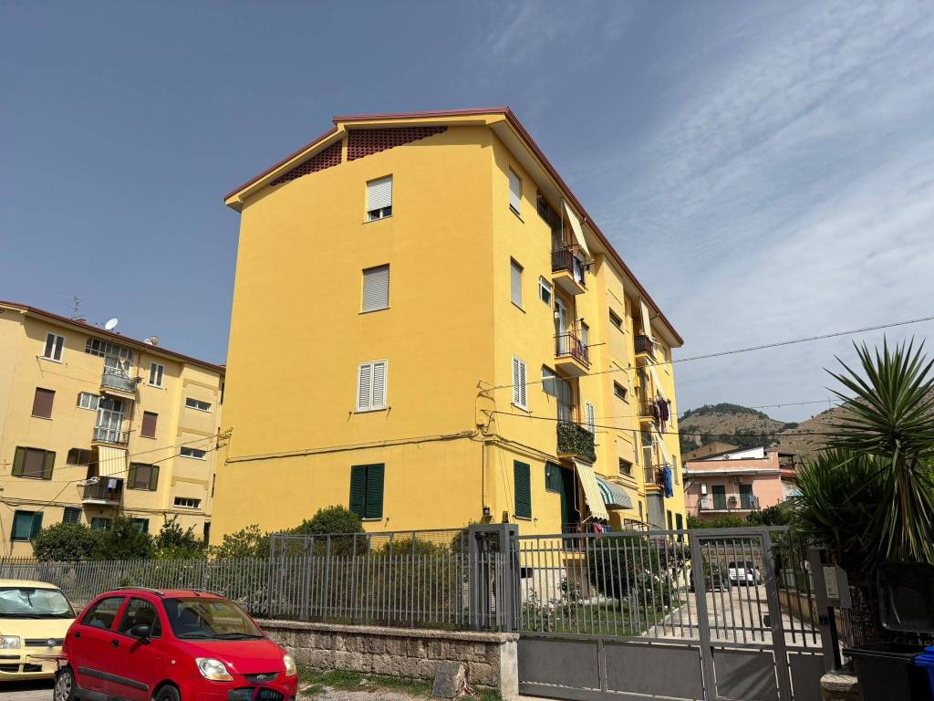 Appartamento a Maddaloni in Via Giordano Bruno - Foto 2