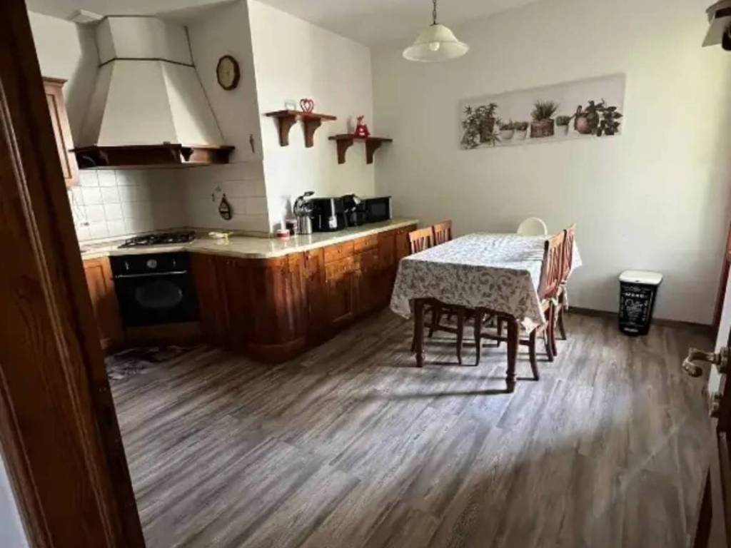 Appartamento a Pratovecchio e stia in Via della Ferriera - Foto 3