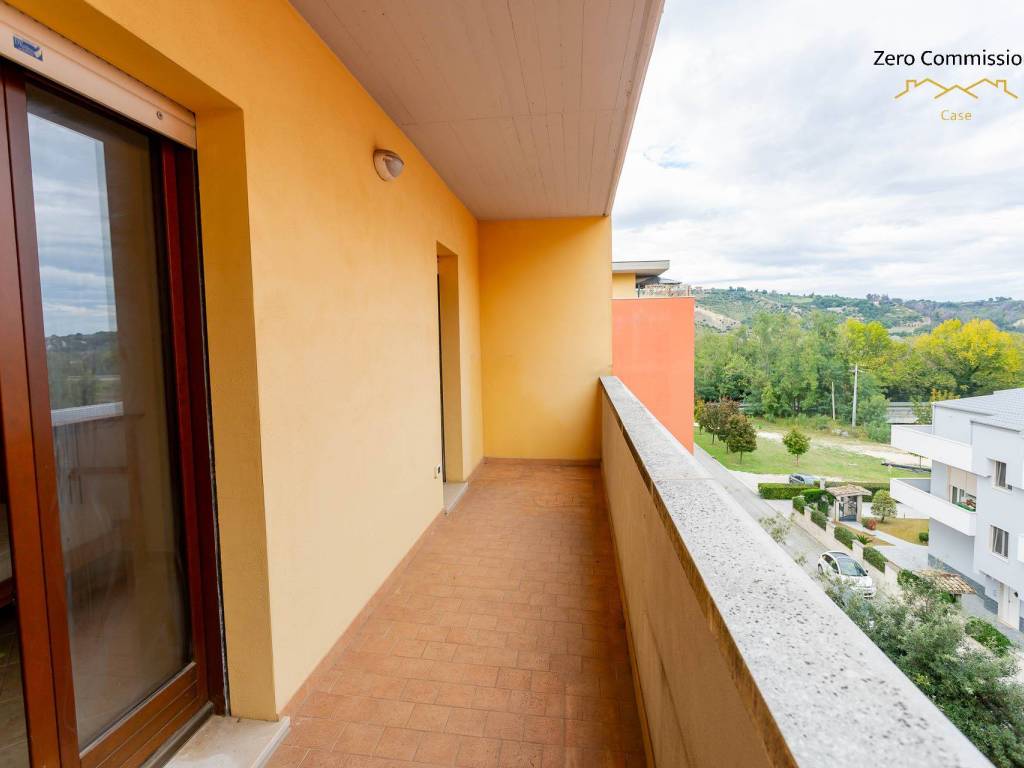 Appartamento a Manoppello in Via Francesco Paolo Michetti, 17 - Foto 4