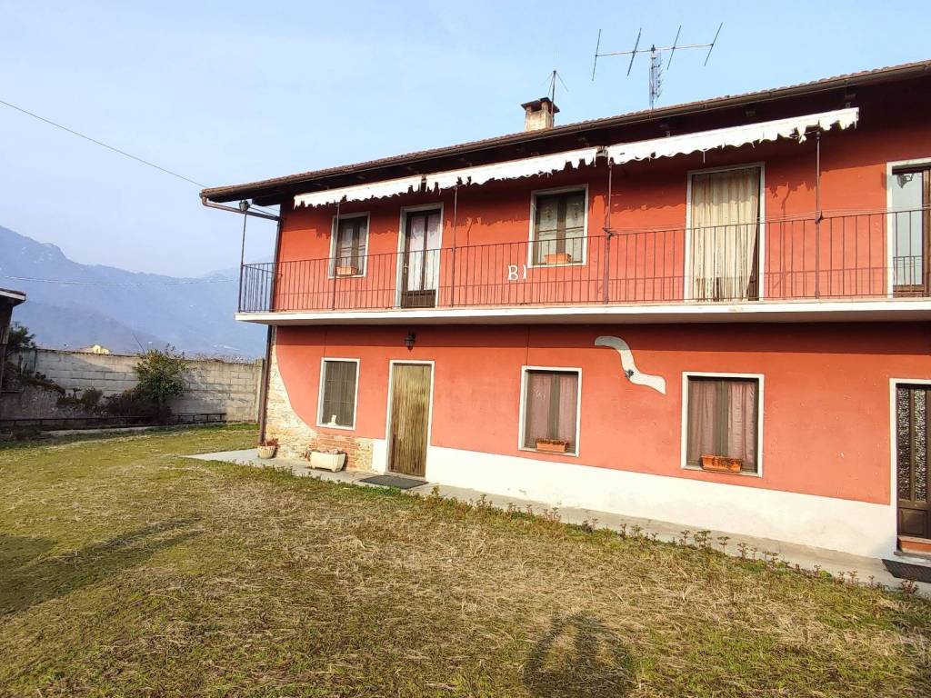 Rustico / casale a Revello in Via Varda, 5 - Foto 2