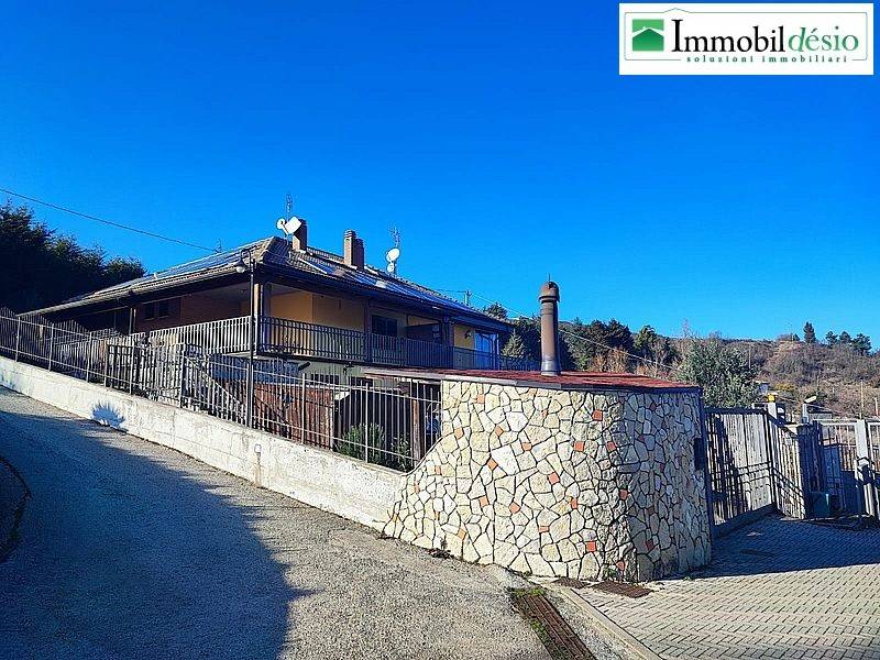 Villa a Pignola in Contrada Campo di Giorgio - Foto 2