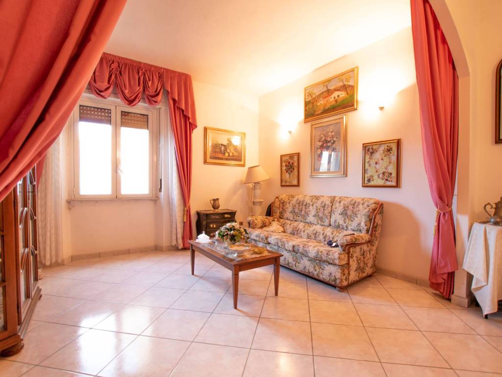 Appartamento a Cagliari in Via Istria - Foto 3