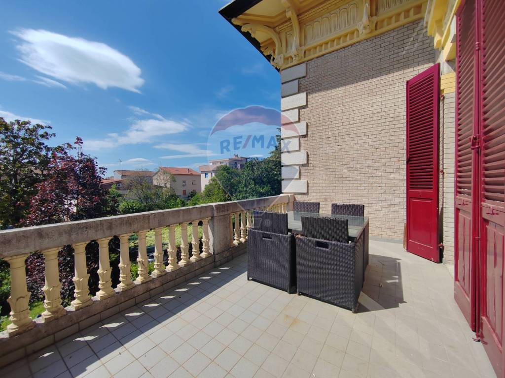 Villa a Chiaravalle in Via Raffaello Sanzio, 12 - Foto 4