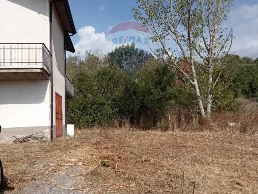 Casa indipendente a Casalduni in C/da CAPITORTO - Foto 5