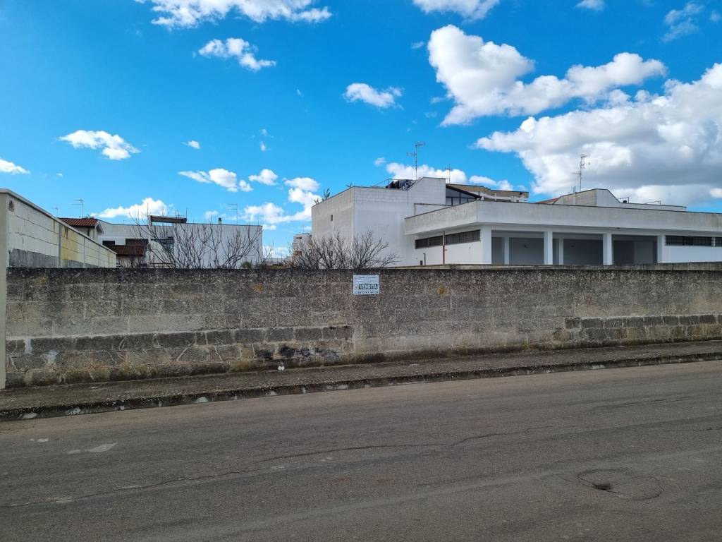 Terreno a Copertino in Via Federico II - Foto 2